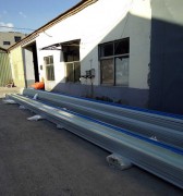 云南鋁業(yè)鑲貼邊820型5600米高性能采光板